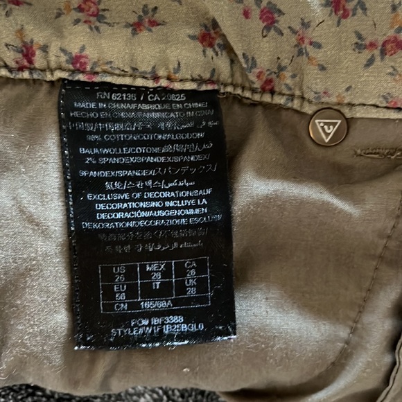 Guess shorts olive green 26 - Picture 7 of 8